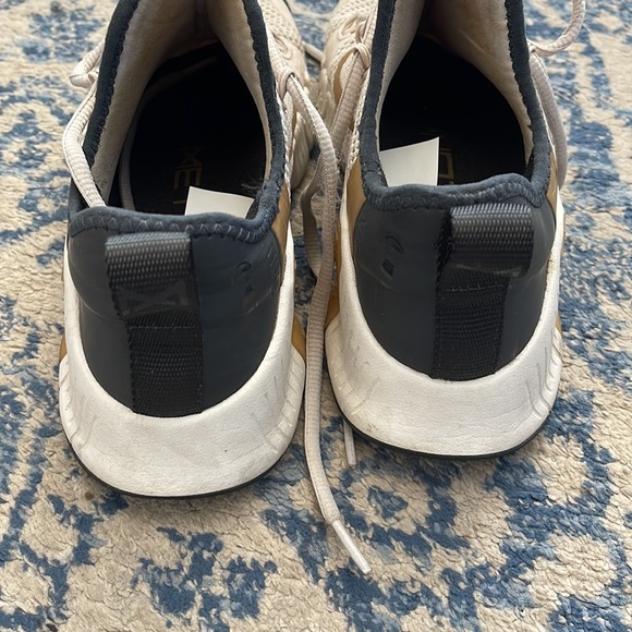 Nike metcon free 3 light orewood brown - Picture 3 of 7